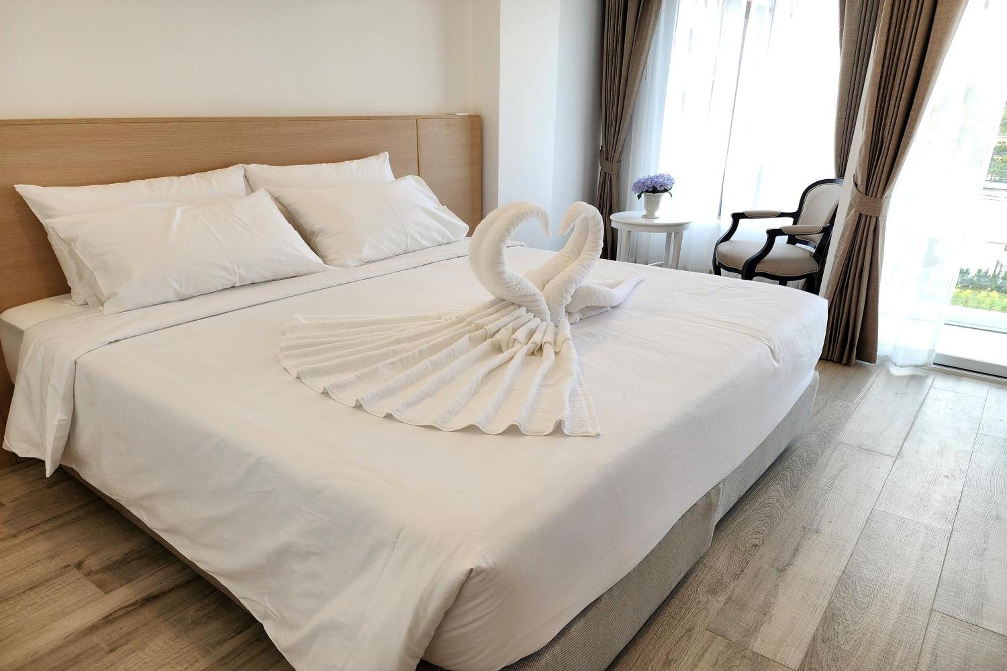 Arsh Boutique Hotel Чиангмай Экстерьер фото